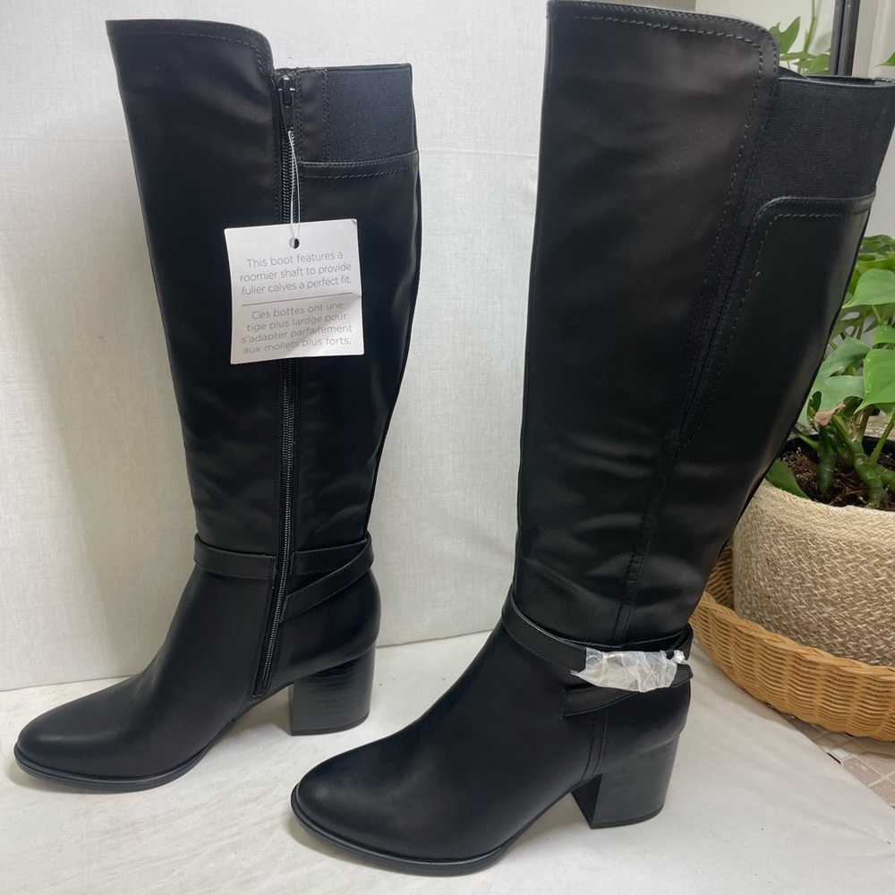 Soul Naturalizer
Uptown Knee High Boots Black 7.5 M wide calf - Picture 5 of 10